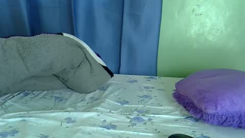 African Queen online show from 10.17.25