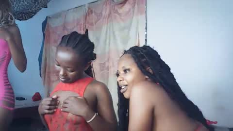 Snapshot of sexxydivah chatting on 03.28.26 sexxydivah online show from 03.28.26