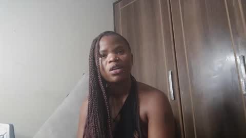 Snapshot of sexxyivy chatting on 11.06.25 ivy online show from 11.06.25