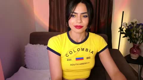 Snapshot of sexxylady__ chatting on 06.12.26 Angie online show from 06.12.26