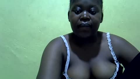 Snapshot of sexxylicia chatting on 07.04.26 sexxylicia online show from 07.04.26