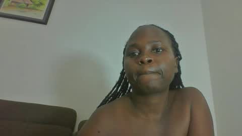 Snapshot of sexy_africangirl chatting on 11.12.25 Sexy Africangirl online show from 11.12.25