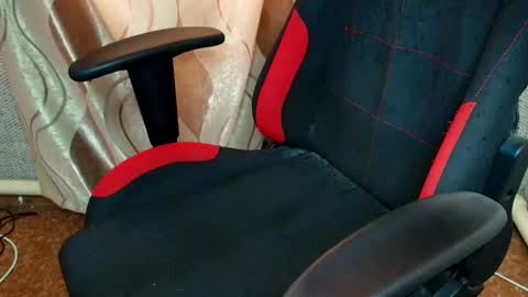 Jessica  Face only in pvt or in snapchat Dont ask more.... online show from 02.05.26