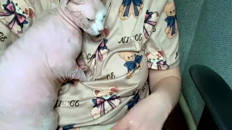 Jessica  Face only in pvt or in snapchat Dont ask more.... online show from 03.21.26