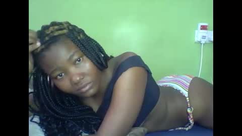 Snapshot of sexy_banice chatting on 03.25.26 sexy_banice online show from 03.25.26