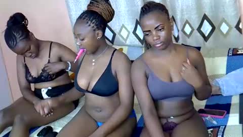 sexy_berry01 online show from 02.05.26