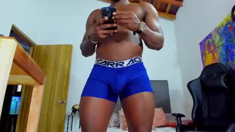 Snapshot of sexy_blackman chatting on 06.15.26 sexy blackman online show from 06.15.26