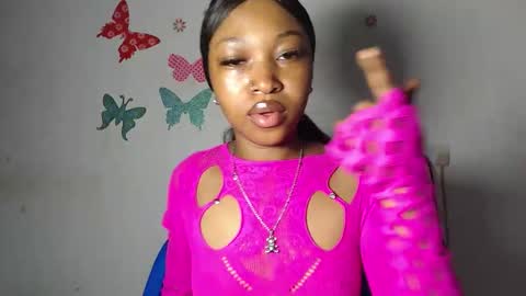 Snapshot of sexy_bluey247 chatting on 02.20.26 sexy_bluey247 online show from 02.20.26