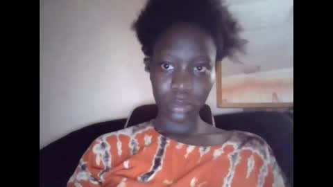 sexy_butty01 online show from 10.17.25