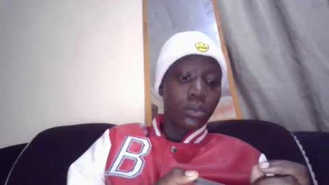 sexy_butty01 online show from 12.18.25