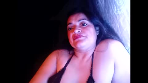 Snapshot of sexy_camy chatting on 03.10.25 Camy Yamy online show from 03.10.25