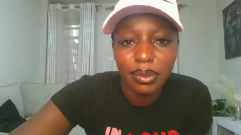 Snapshot of sexy_candia chatting on 04.01.26 Stacy online show from 04.01.26