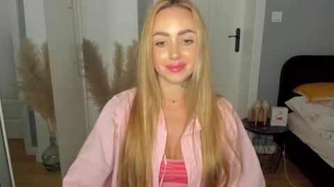 C o r a l i e online show from 05.29.26