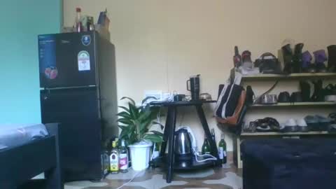 Trina online show from 09.28.25