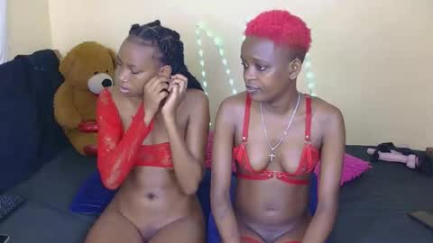 Snapshot of sexy_galfie01 chatting on 11.14.25 sexy_galfie01 online show from 11.14.25