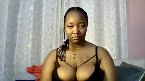 Snapshot of sexy_helle chatting on 07.13.26 sexy_helle online show from 07.13.26