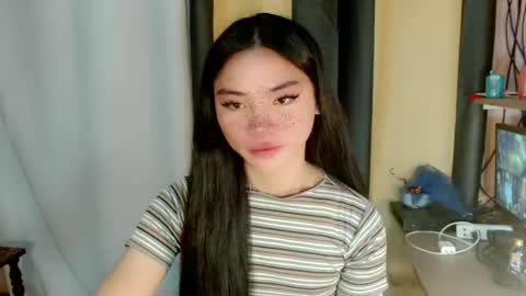 Snapshot of sexy_mikaxoxo chatting on 01.29.25 mika online show from 01.29.25