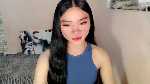 Snapshot of sexy_mikaxoxo chatting on 02.01.25 mika online show from 02.01.25