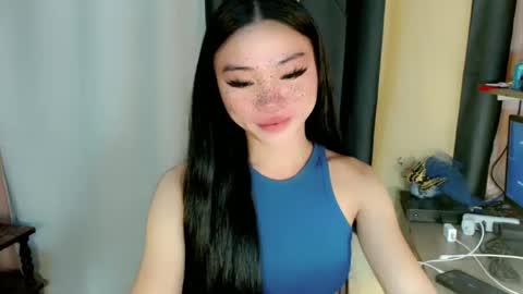 Snapshot of sexy_mikaxoxo chatting on 02.04.25 mika online show from 02.04.25