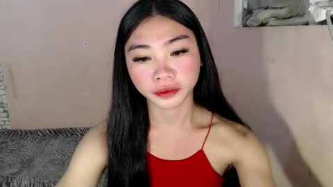 Snapshot of sexy_mikaxoxo chatting on 02.05.25 mika online show from 02.05.25