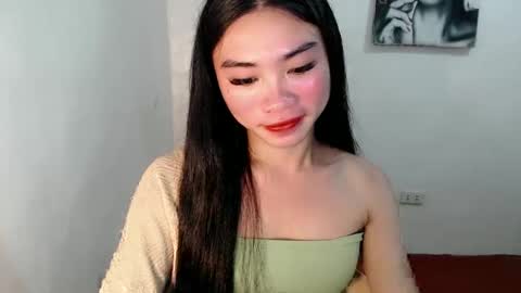 Snapshot of sexy_mikaxoxo chatting on 02.09.25 mika online show from 02.09.25