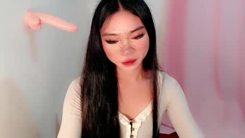 Snapshot of sexy_mikaxoxo chatting on 02.14.25 mika online show from 02.14.25