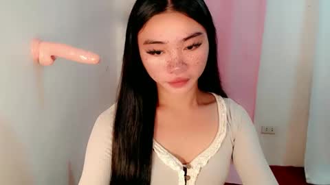 Snapshot of sexy_mikaxoxo chatting on 02.17.25 mika online show from 02.17.25