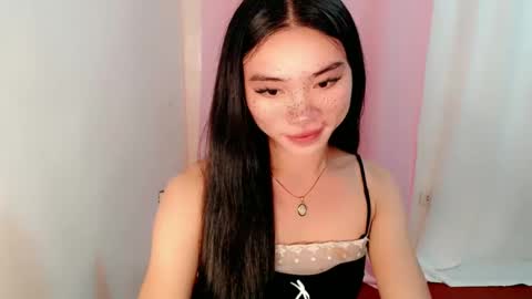 Snapshot of sexy_mikaxoxo chatting on 02.18.25 mika online show from 02.18.25