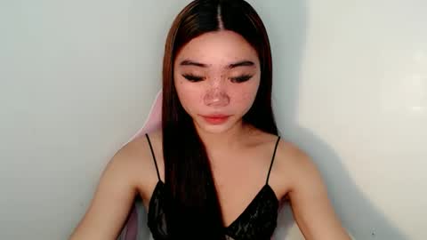 Snapshot of sexy_mikaxoxo chatting on 11.29.25 mika online show from 11.29.25