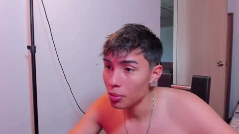 Snapshot of sexy_molly09 chatting on 11.22.25 sexy_molly09 online show from 11.22.25