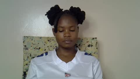 Molyne online show from 03.19.26