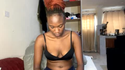 Snapshot of sexy_nyla chatting on 06.22.26 Nyla online show from 06.22.26