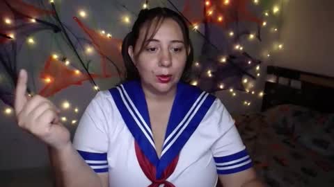 Snapshot of sexy_ticki chatting on 10.28.25 janel online show from 10.28.25