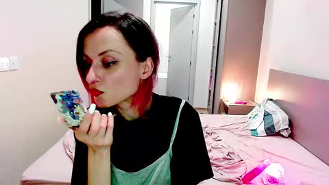 Snapshot of sexy_wise_kind chatting on 12.18.24 Mandy Green online show from 12.18.24