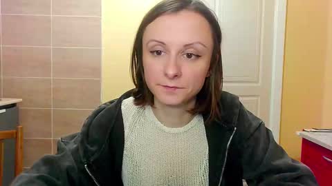 Snapshot of sexy_wise_kind chatting on 10.05.25 Mandy Green online show from 10.05.25