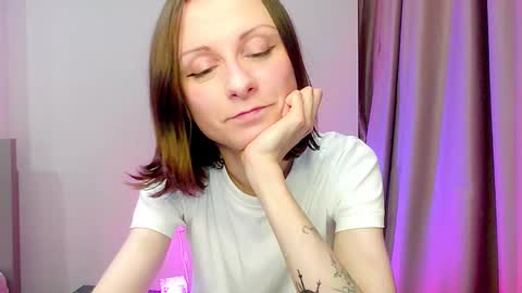 Snapshot of sexy_wise_kind chatting on 10.27.25 Mandy Green online show from 10.27.25