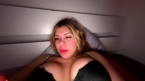 sexyaleja001 online show from 01.12.26