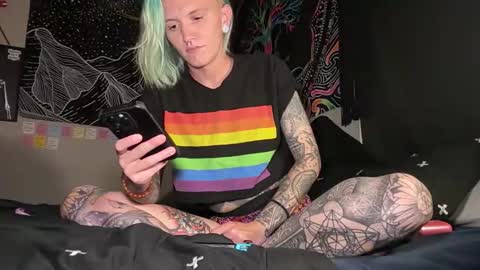 Snapshot of sexyaltftm chatting on 05.14.26 Ollie online show from 05.14.26
