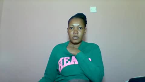 sexyapple2002 online show from 09.26.25