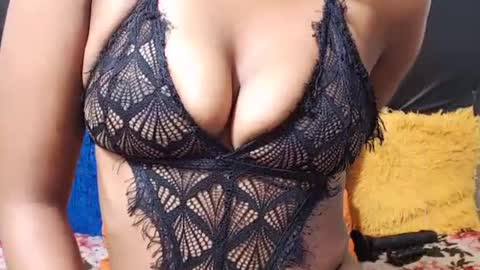 sexyappleass01 online show from 08.08.26