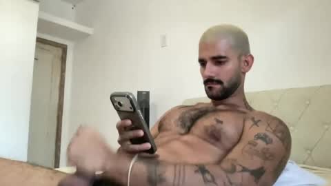 Snapshot of sexyasaf1018 chatting on 06.11.26 Asaf online show from 06.11.26