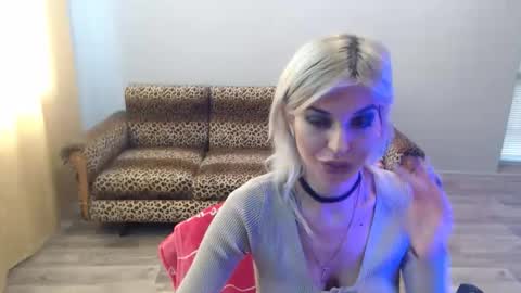 Snapshot of sexybeatriice chatting on 11.20.25 sexybeatriice online show from 11.20.25