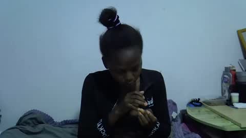 Snapshot of sexybeiby1 chatting on 05.06.26 sexybeiby1 online show from 05.06.26