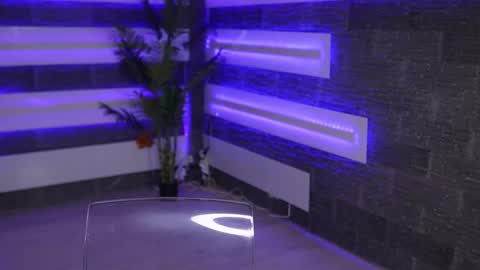 Snapshot of sexycelline chatting on 12.20.25 Celline online show from 12.20.25