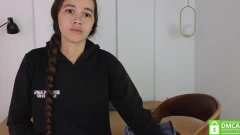 chanell and yina online show from 09.15.25