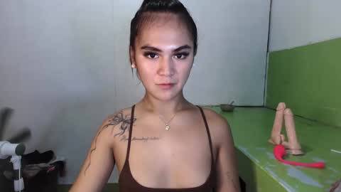 Snapshot of sexycheskax18 chatting on 06.02.26 pretty Cheska online show from 06.02.26