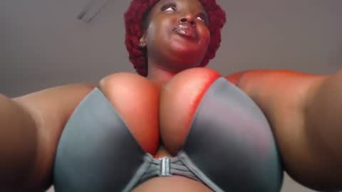 Snapshot of sexychocco_ chatting on 06.26.26 sexychocco online show from 06.26.26