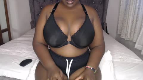 Snapshot of sexychocco_ chatting on 07.24.26 sexychocco online show from 07.24.26