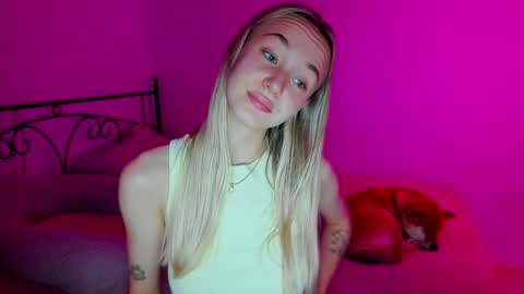 Snapshot of sexycocobutt chatting on 12.01.24 Sophia online show from 12.01.24