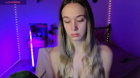 Snapshot of sexycocobutt chatting on 11.02.25 Sophia online show from 11.02.25